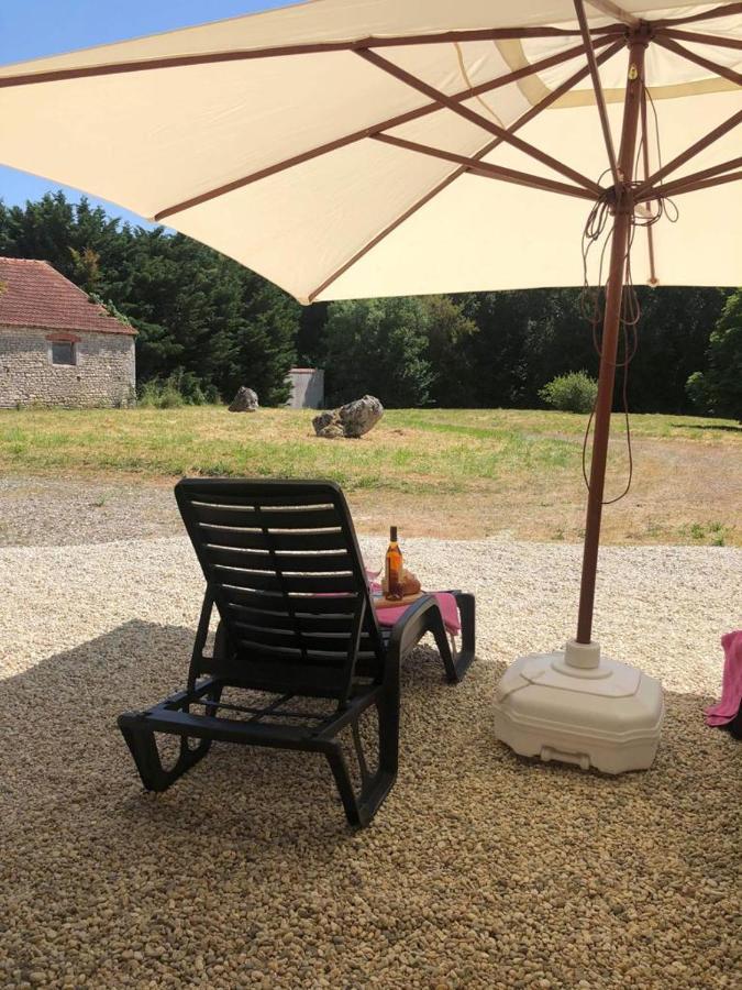 The Charming Private Farmhouse At La Grenouillere Puyreaux エクステリア 写真